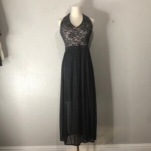 Elegant Grey Lace Halter Dress